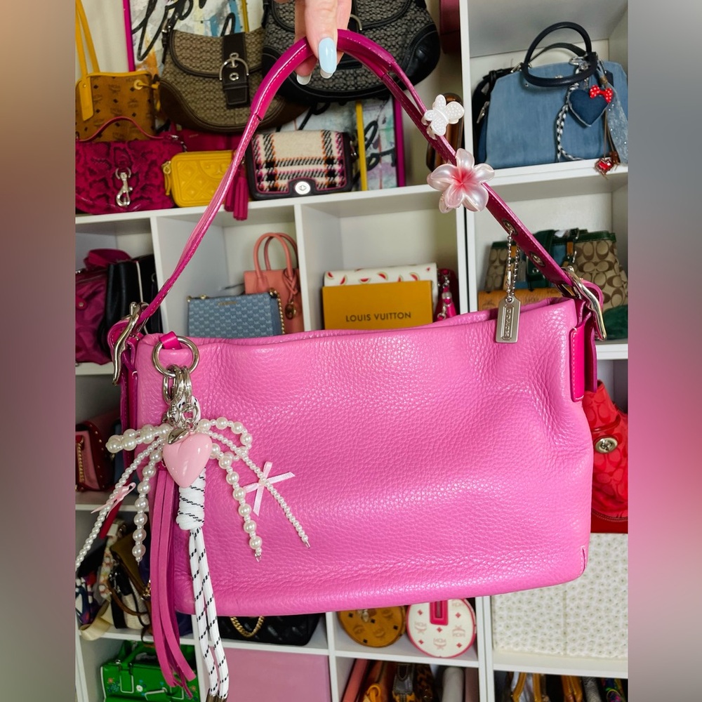 Coach Vintage Madison Hobo Shoulder Bag in Pink & Fuchsia 🎀